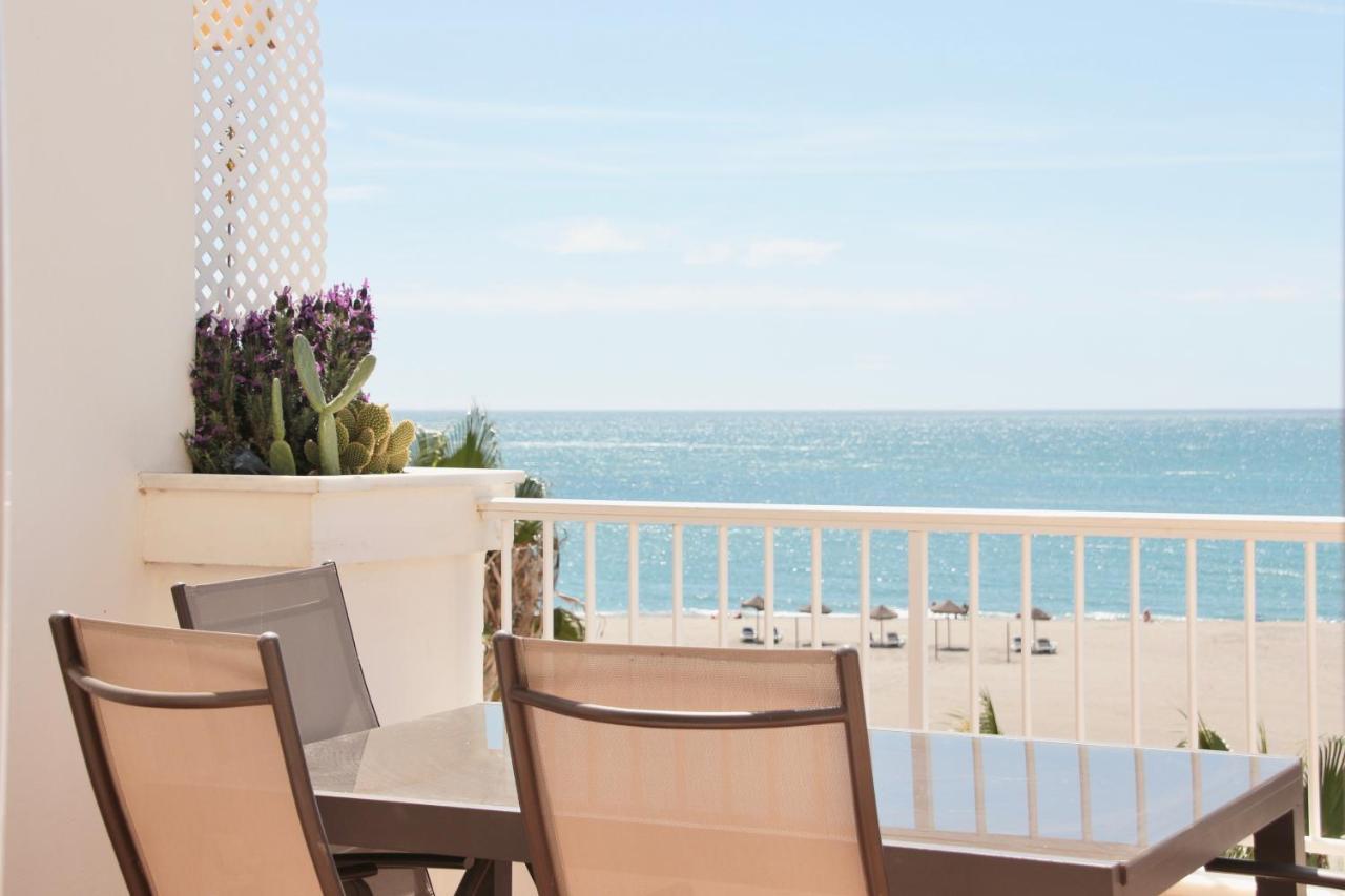 Miramar Beach Caleta De Velez Malaga 外观 照片